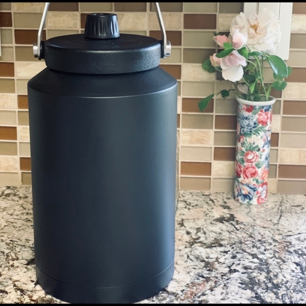 One Gallon big thermos/ high quality